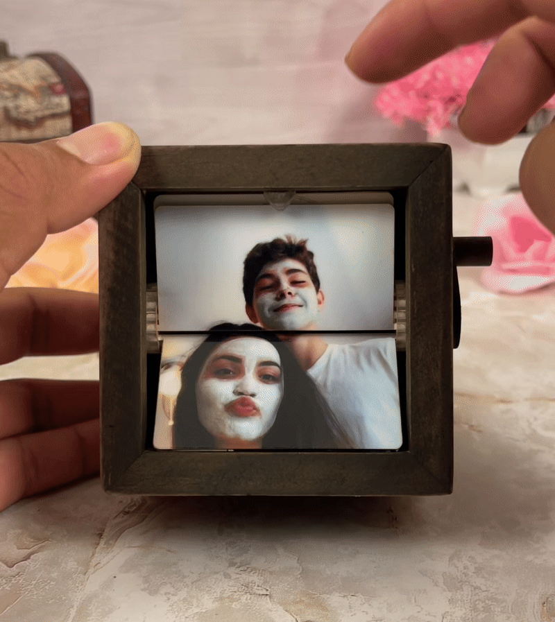 Custom Crank Photo Box